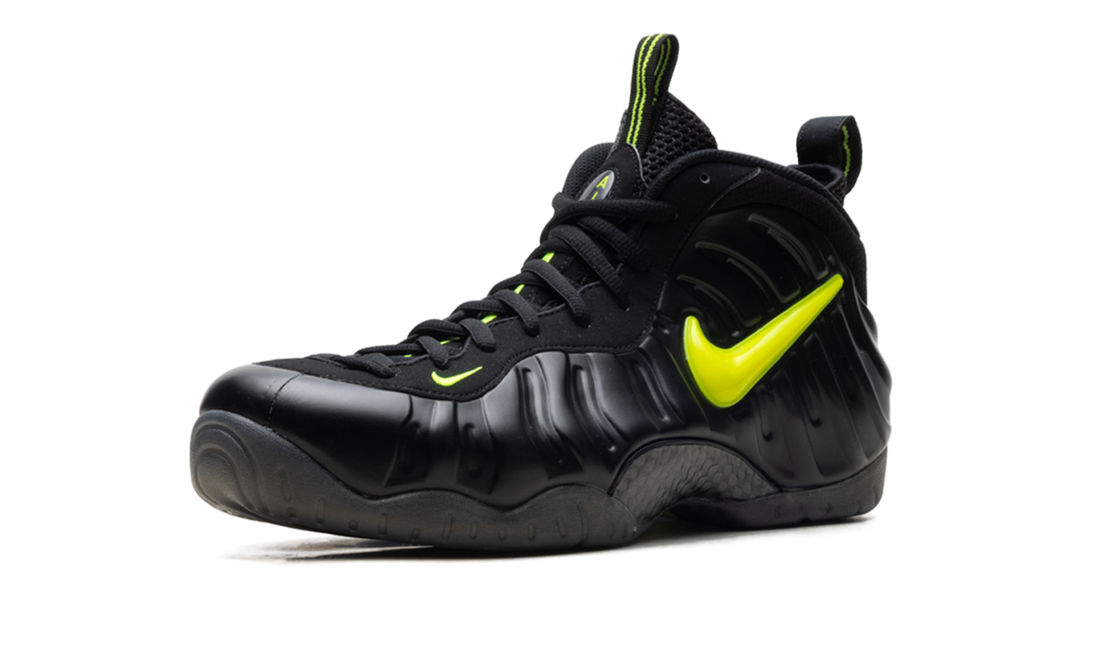 Air Foamposite Pro "Voltage" HF0794 002